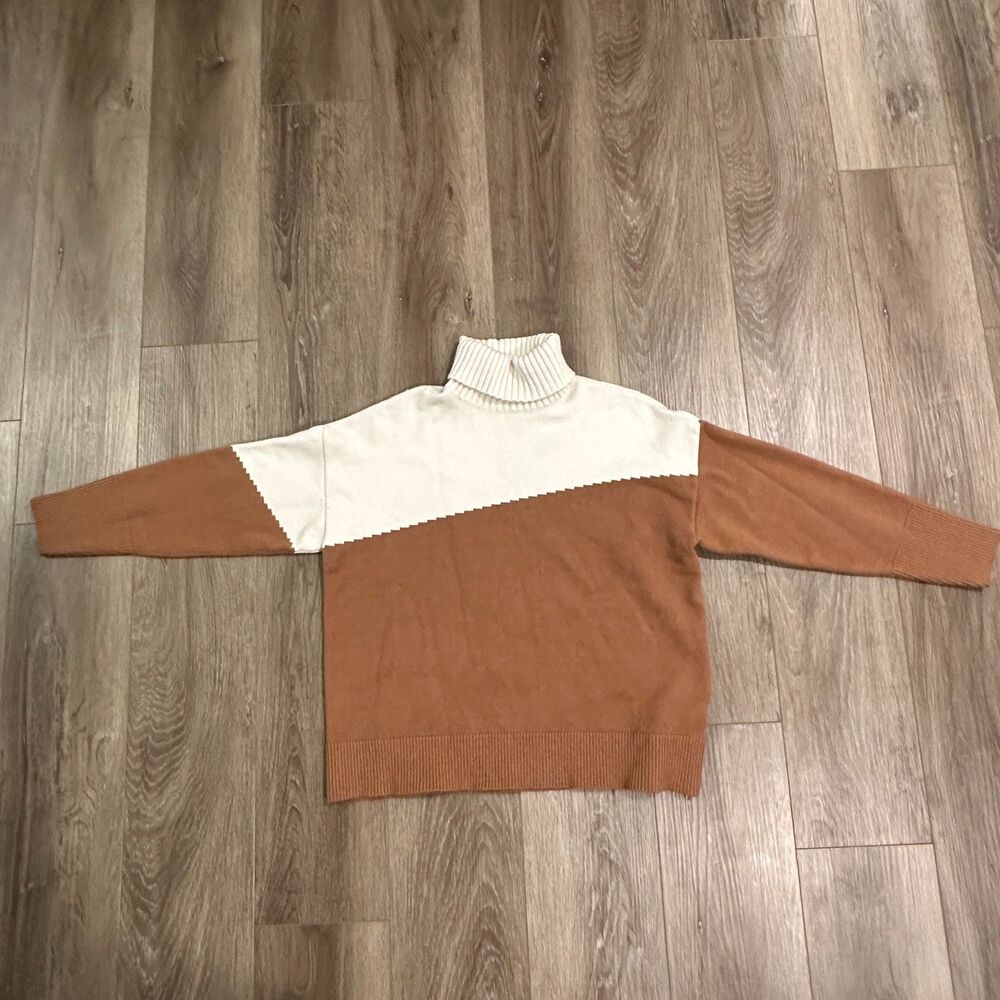 Colorblock Turtleneck Sweater Brown Cream Cozy Knit Oversized Drop Shoulder M